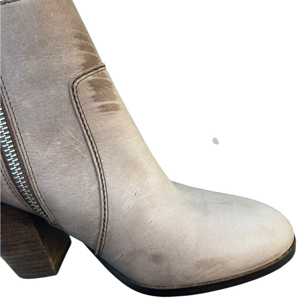 Coach Haven Tan Leather Studded Ankle Booties- Size 6B - Picture 11 of 14